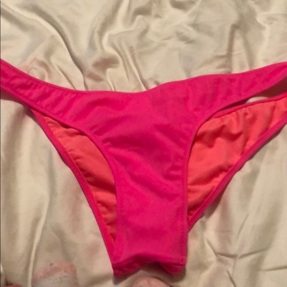 VS bottom